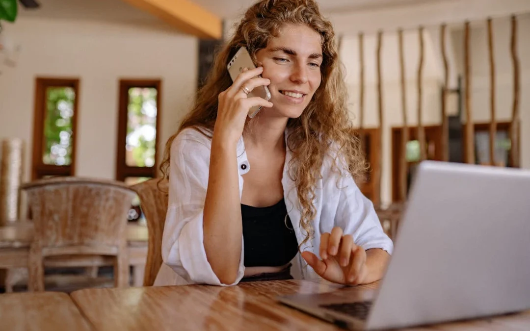 Telefonos és SMS csalások biztosítási ügyekben, hogyan ismerhetjük fel? (X)